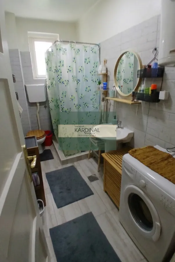 Prodaja, jednosoban stan, 42m², Centar, Jagodina