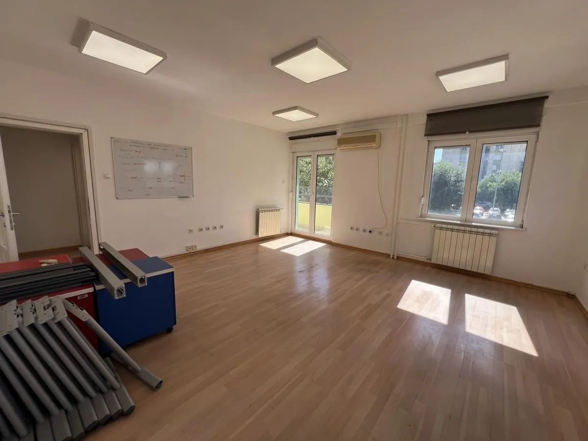 Rent, office space, 220m², Liman 1, Novi Sad Sve Podlokacije