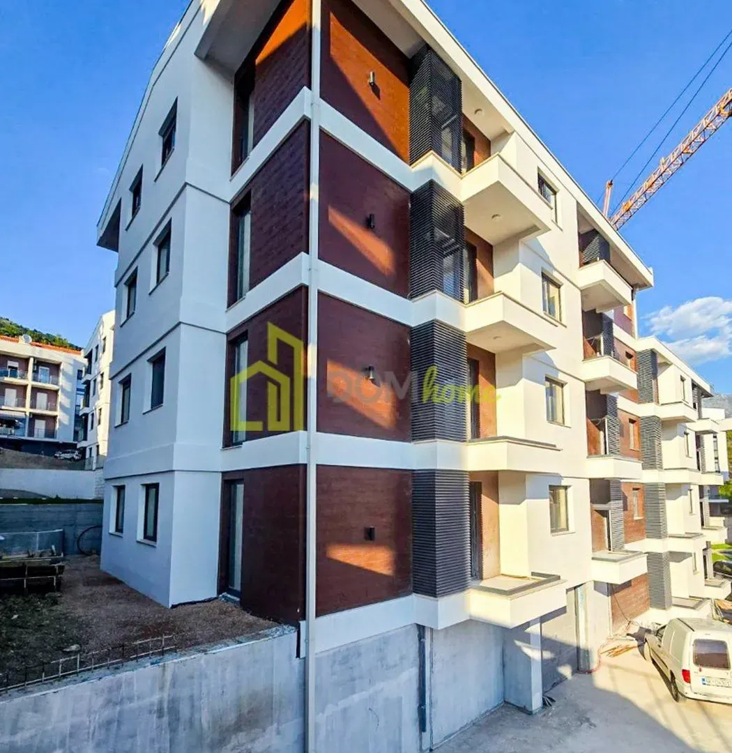 Sale, three bedroom apartment, 85m², Tivat, Crna Gora