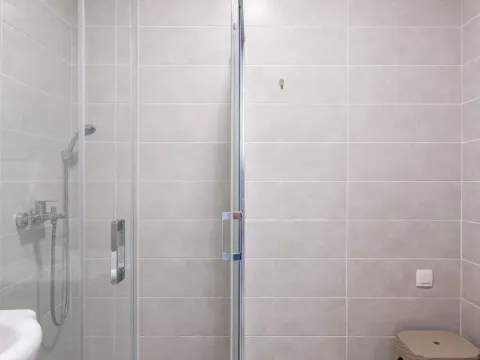 Prodaja, trosoban stan, 116m², Tivat, Crna Gora - image 17