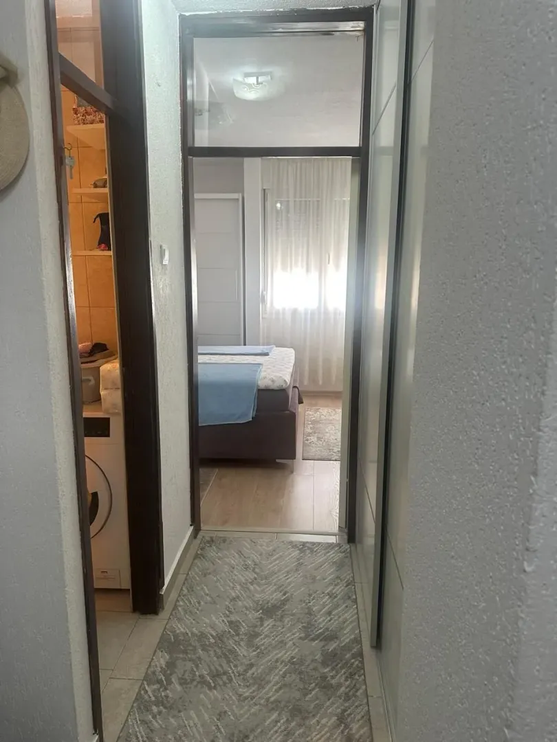 Sale, three bedroom apartment, 76m², Centar, Bar