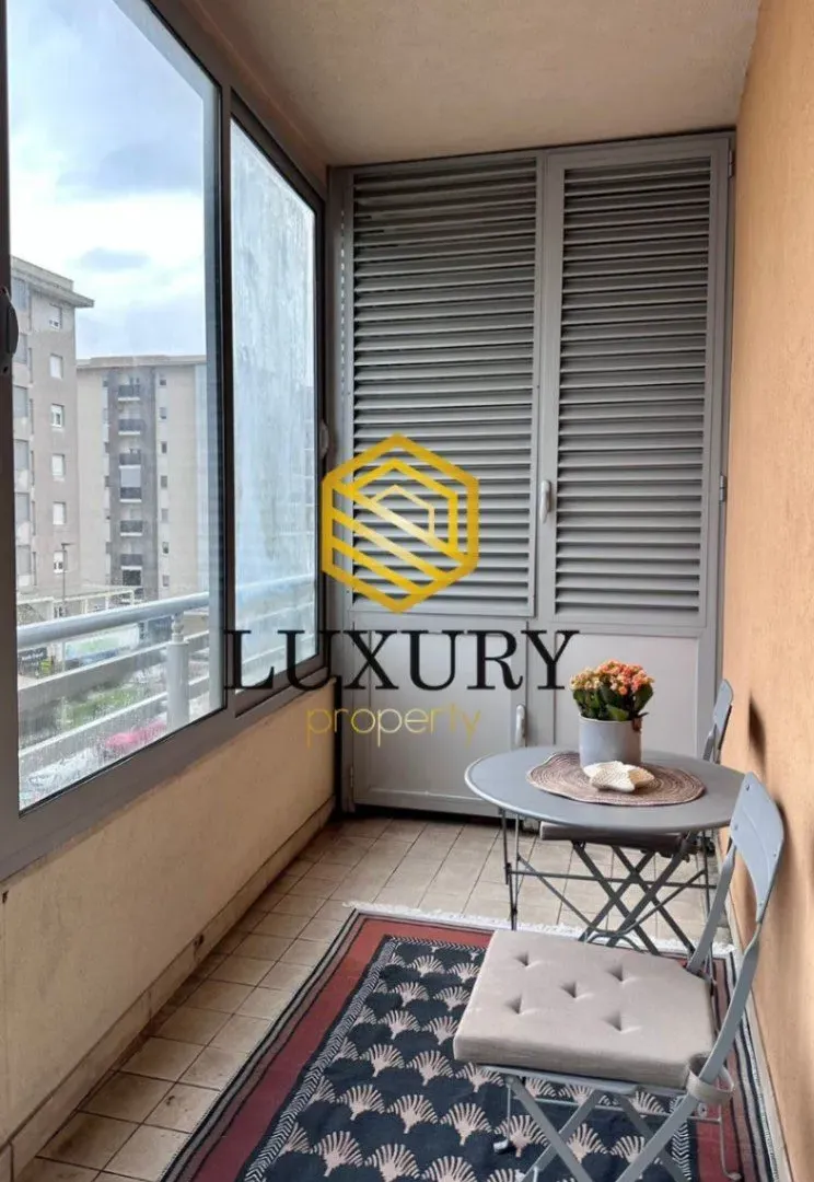 Izdavanje, garsonjera, 27m², City Kvart, Podgorica