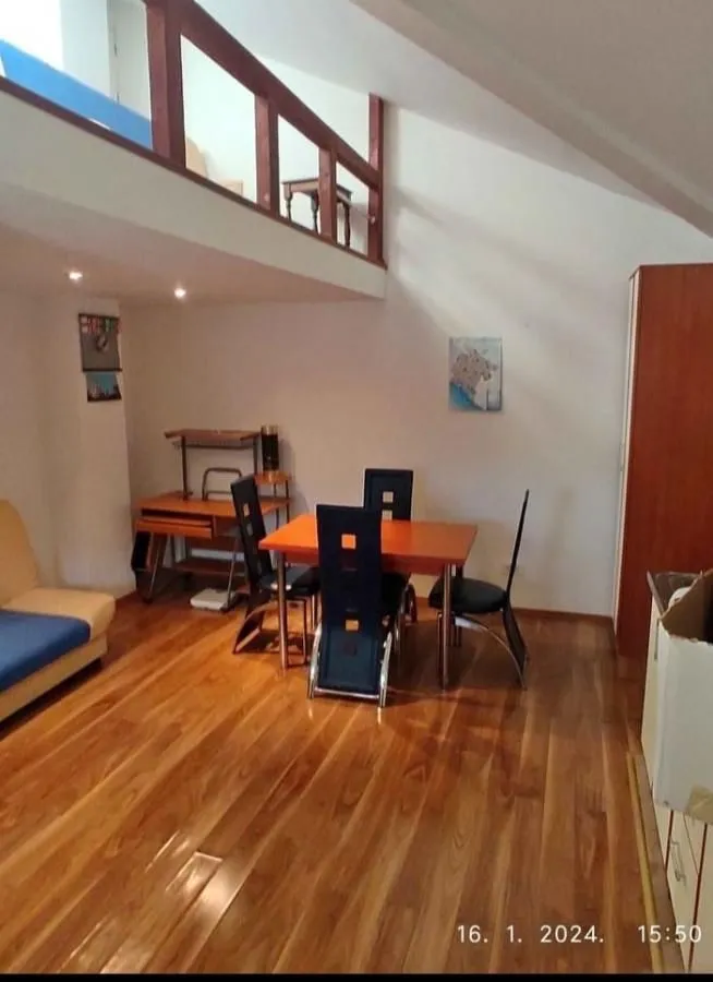Prodaja, jednosoban stan, 30m², Tivat, Crna Gora