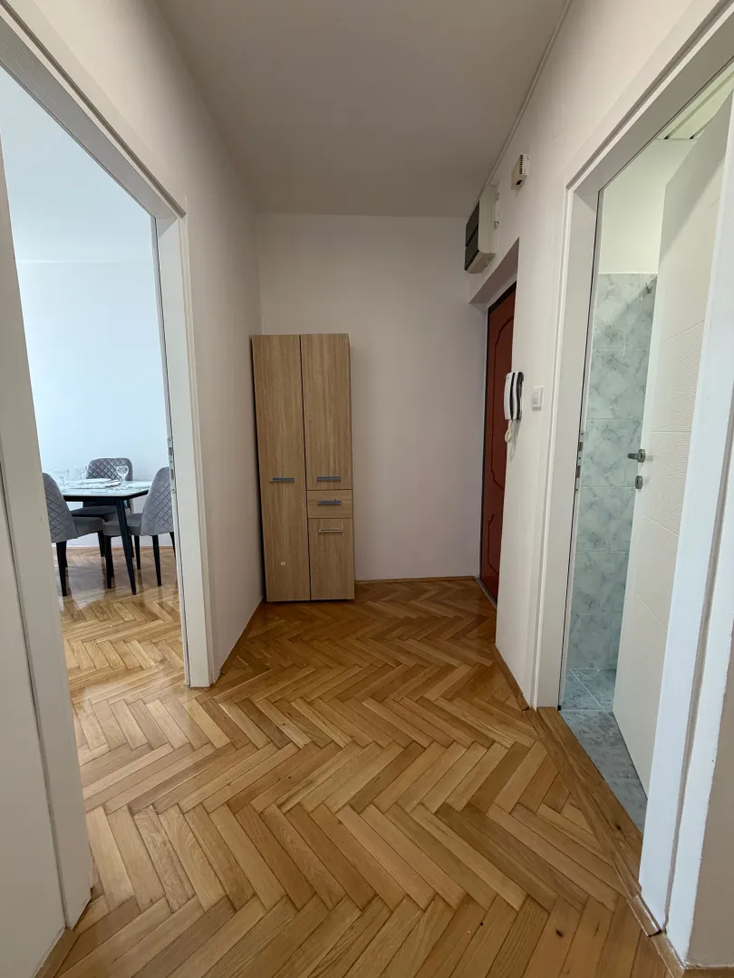 Rent, two bedroom apartment, 70m², Pobrežje, Podgorica