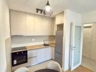 Izdavanje, jednosoban stan, 45m2, Pobrežje, Podgorica
