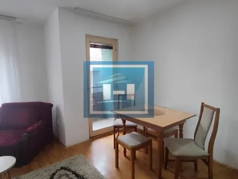 Izdavanje, garsonjera, 30m², Centar, Jagodina - image 10