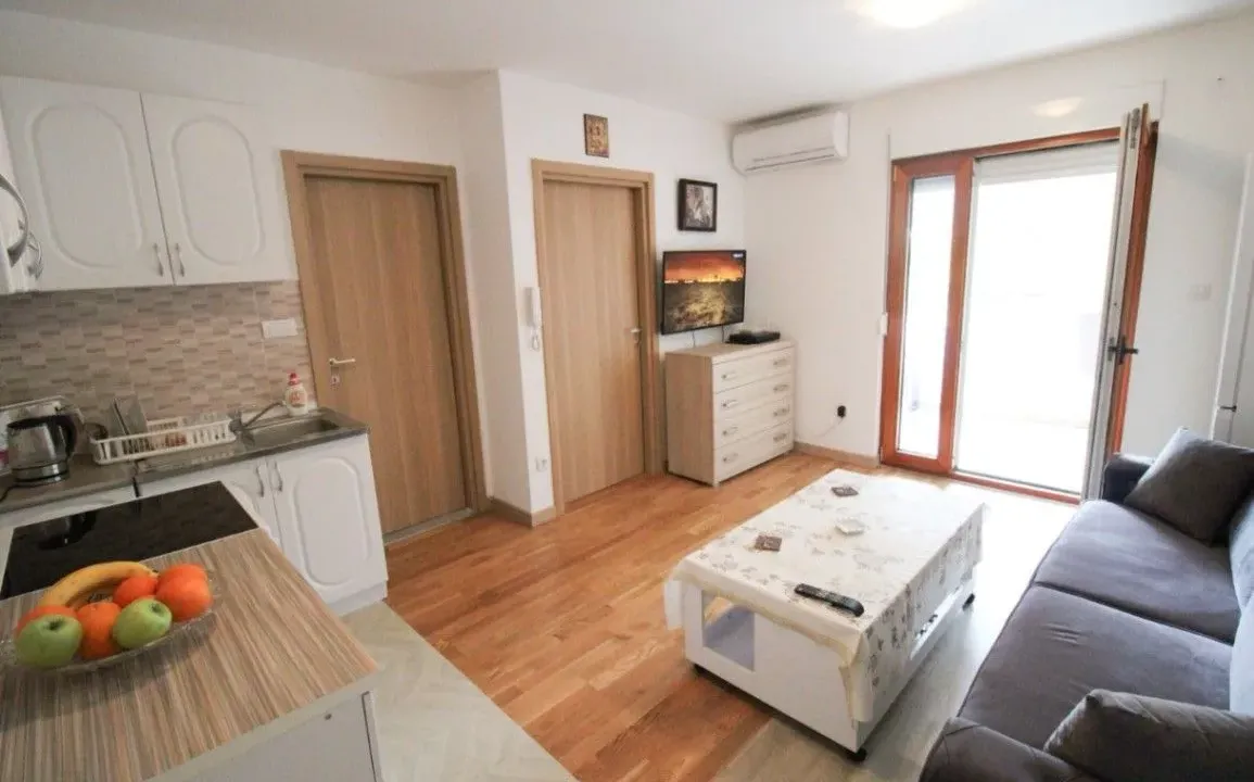 Prodaja, jednosoban stan, 33m², Centar, Podgorica