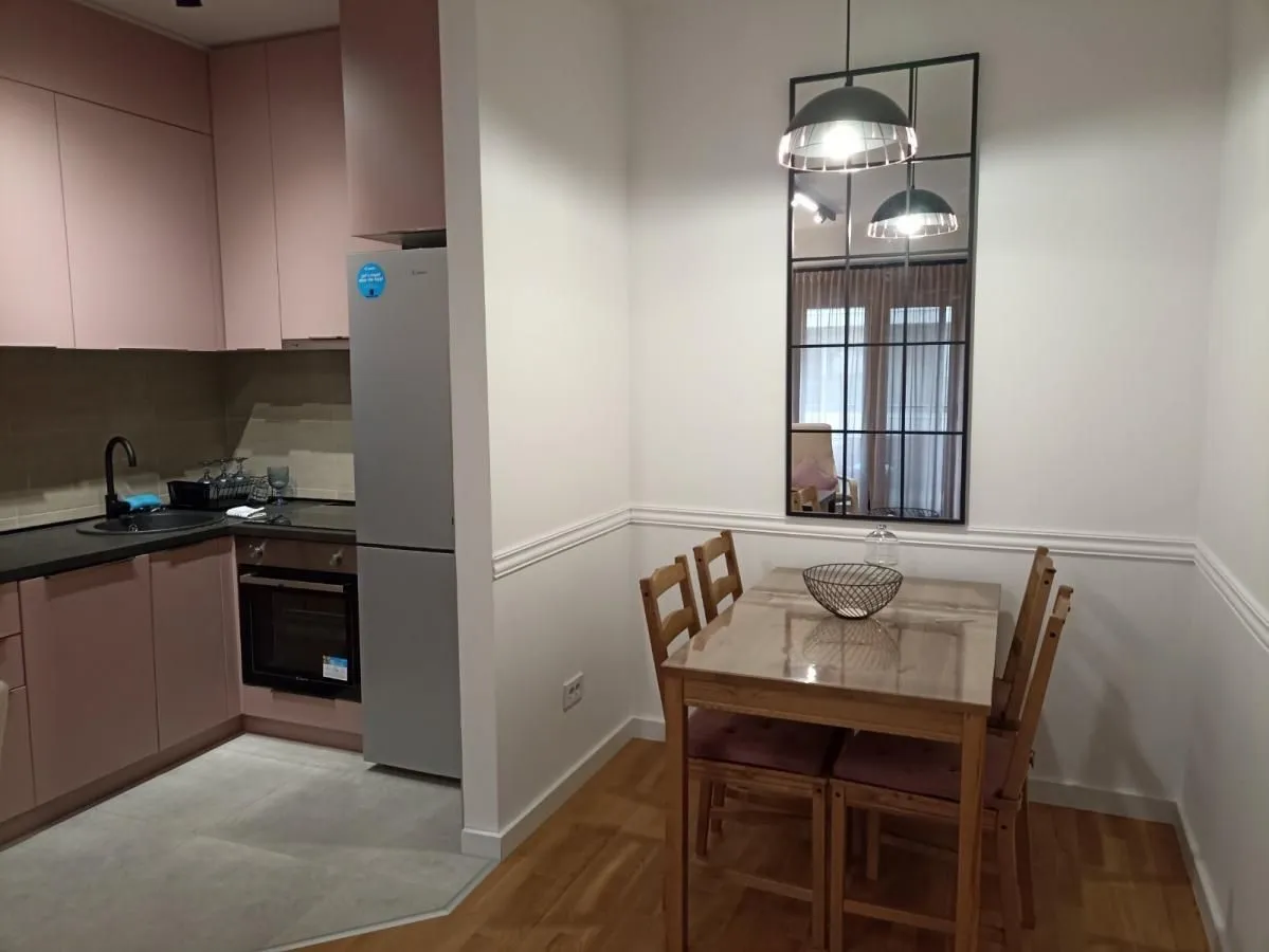 Rent, one bedroom apartment, 46m², Centar, Tivat