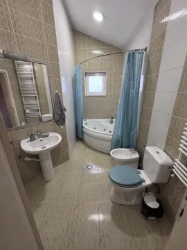 Rent, house, 330m², Podgorica, Crna Gora - image 4