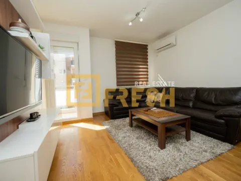 Izdavanje, jednosoban stan, 52m², City Kvart, Podgorica - image 4