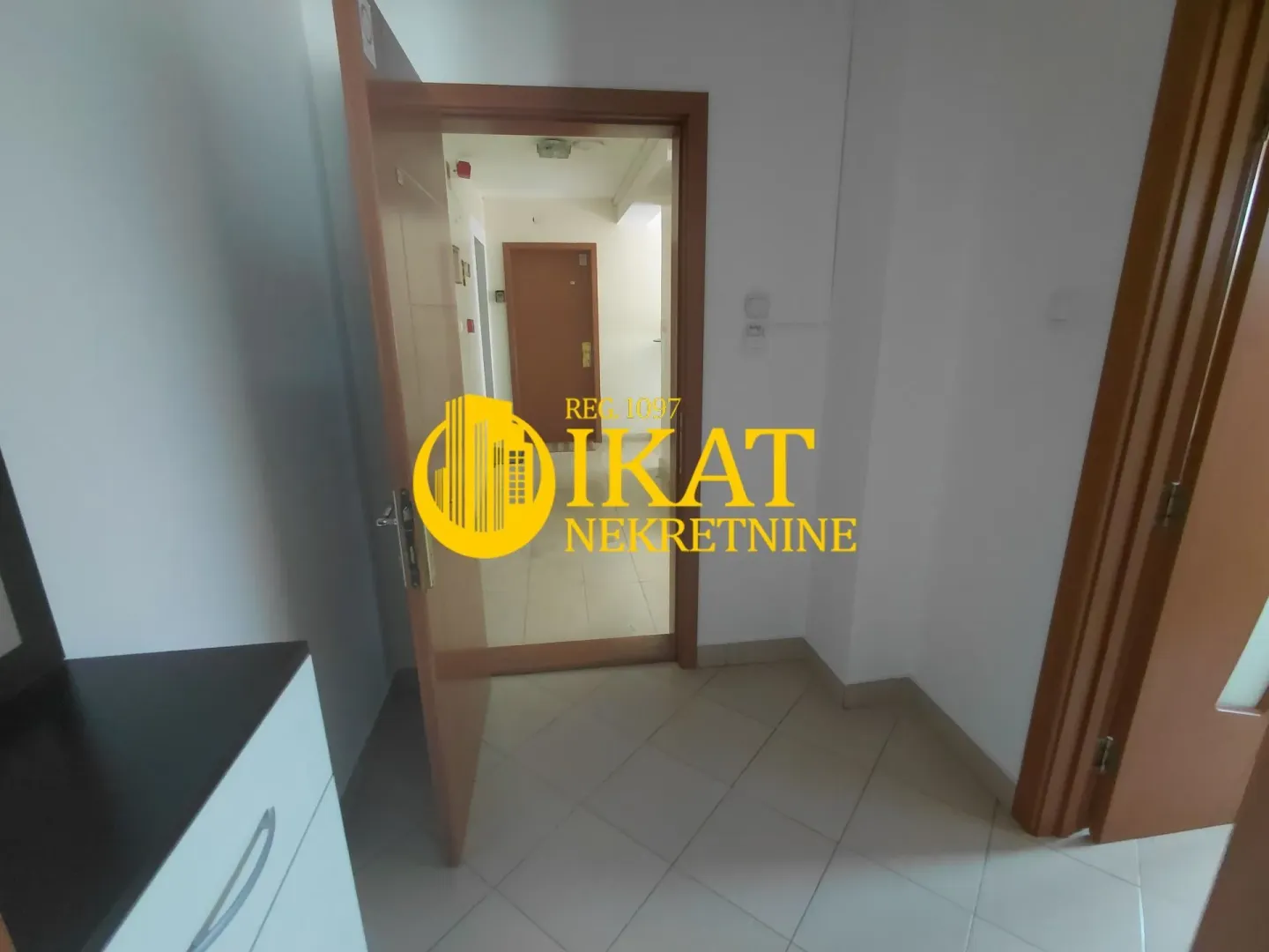 Sale, one bedroom apartment, 33m², Autokomanda, Voždovac Sve Podlokacije