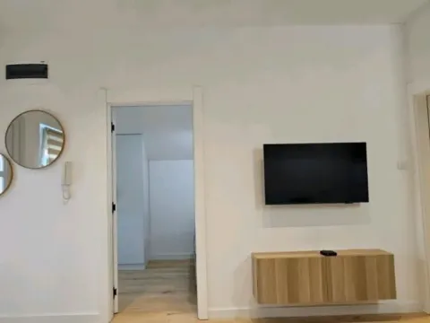 Izdavanje, jednosoban stan, 36m², Centar, Novi Sad - image 9