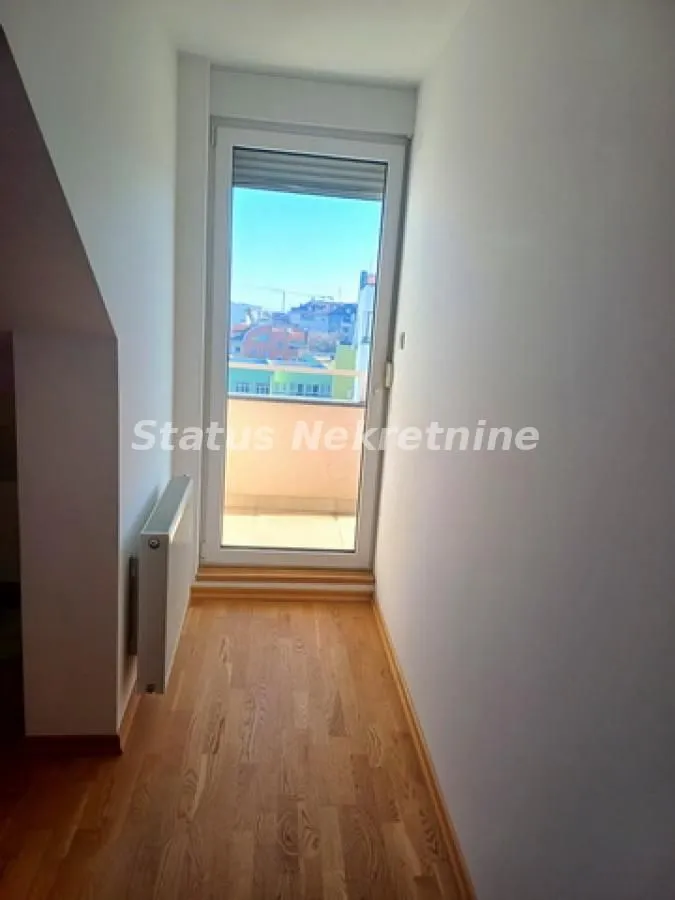 Prodaja, trosoban stan, 74m², Podbara, Novi Sad Sve Podlokacije