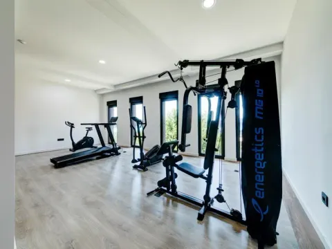 Sale, house, 539m², Kalimanj, Tivat - image 24