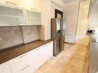 Izdavanje, stan, 200m², Senjak, Beograd - image 6