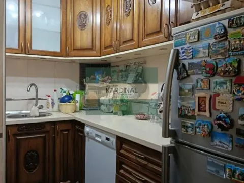 Izdavanje, trosoban stan, 73m², Novi Sad, Srbija - image 9