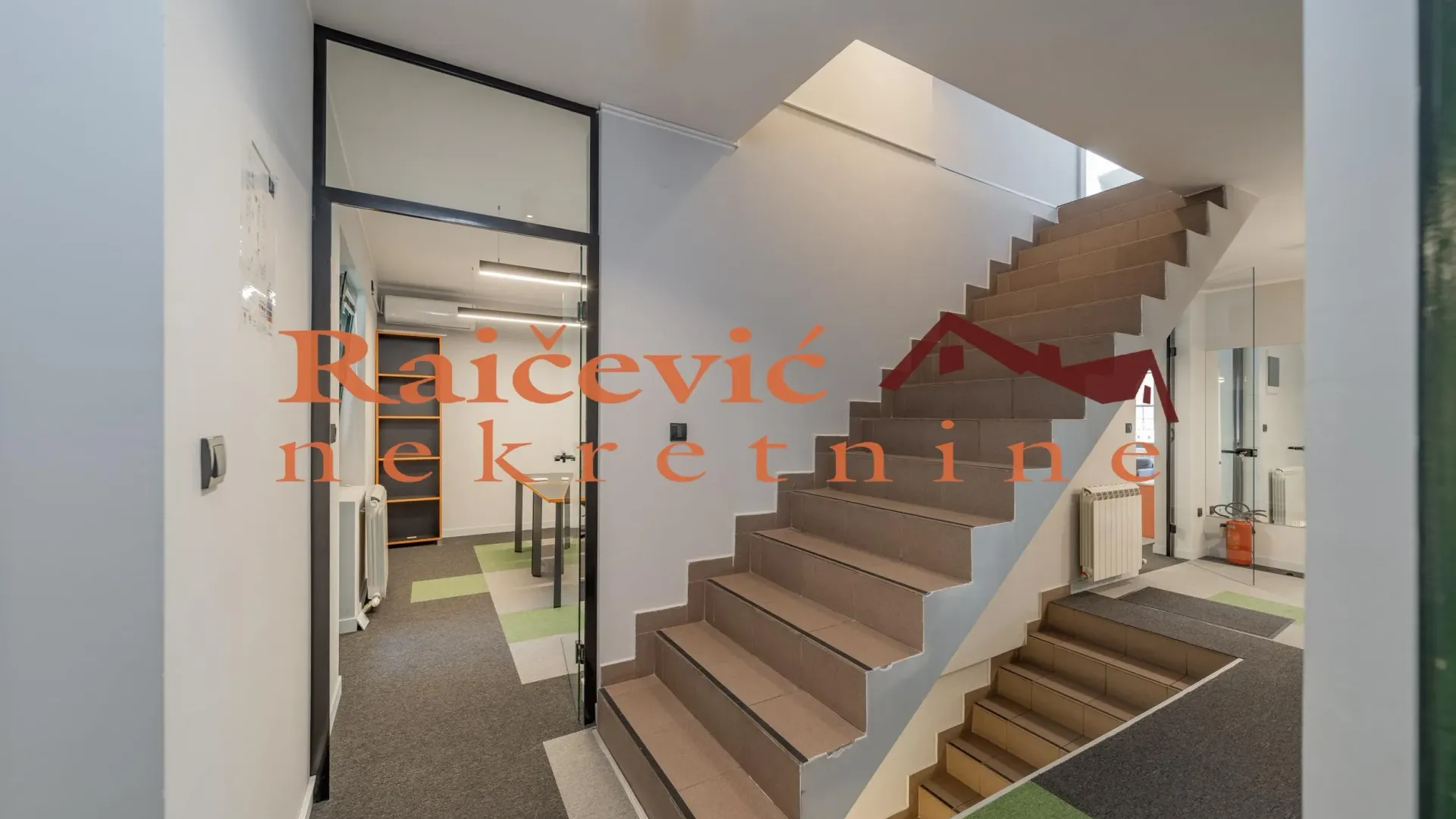 Rent, office space, 152m², Voždovac Sve Podlokacije, Beograd