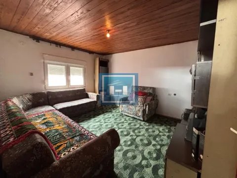 Sale, house, 228m², Jagodina, Srbija - image 19