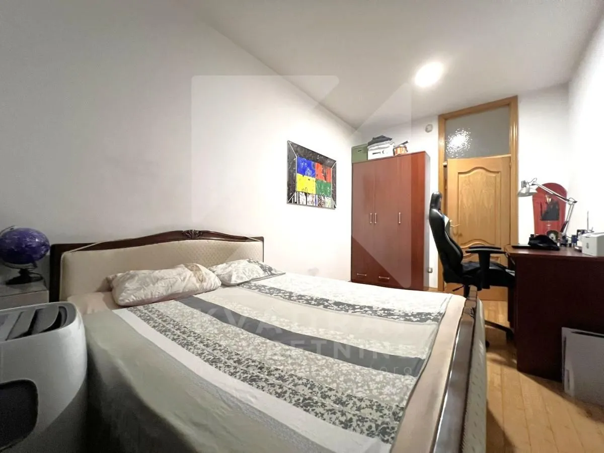 Prodaja, trosoban stan, 141m², Kruševac, Podgorica