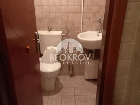 Rent, office space, 200m², Stari Grad, Beograd - image 12