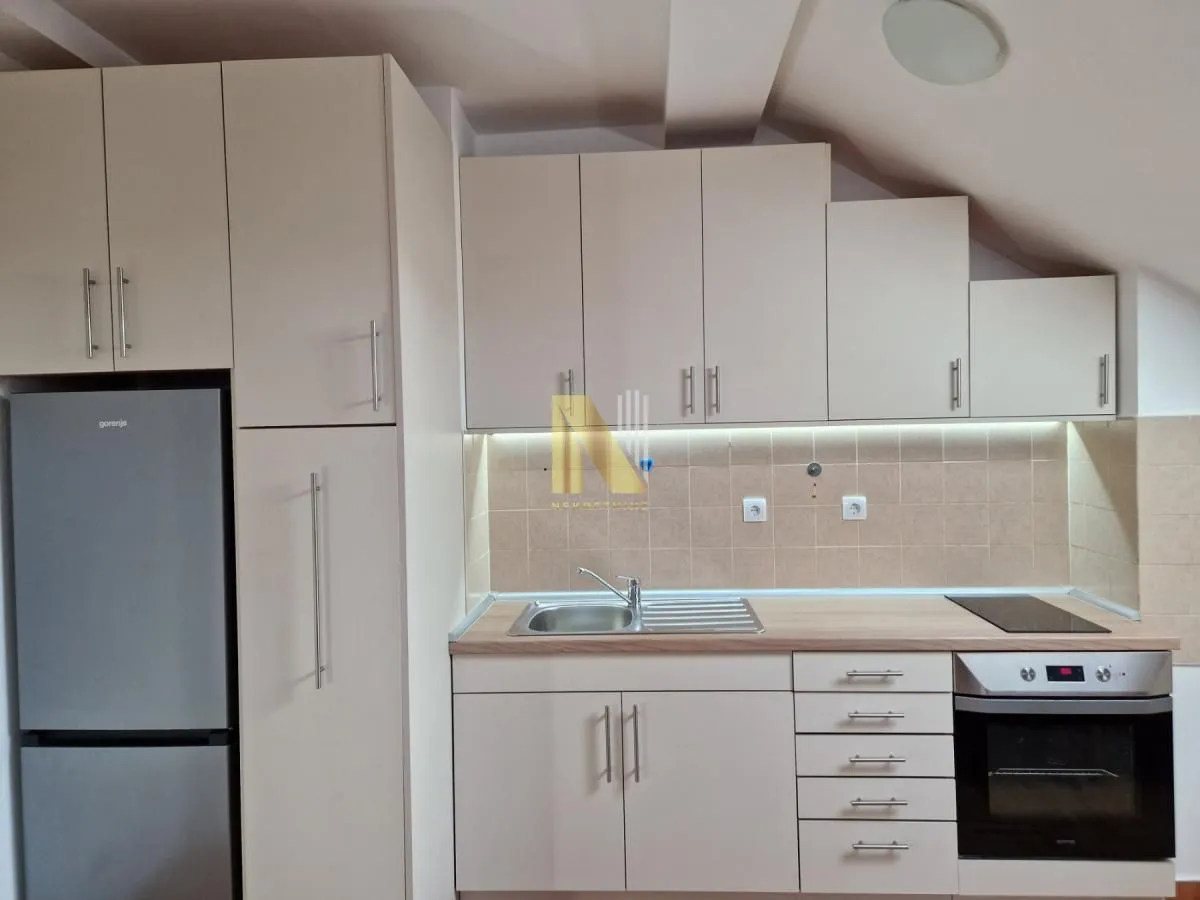 Izdavanje, dvosoban stan, 47m², Liman 1, Novi Sad Sve Podlokacije
