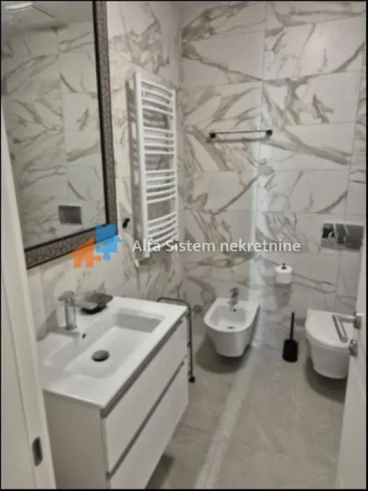 Rent, four bedroom apartment, 100m², Novi Beograd Blok 65, Novi Beograd Sve Podlokacije