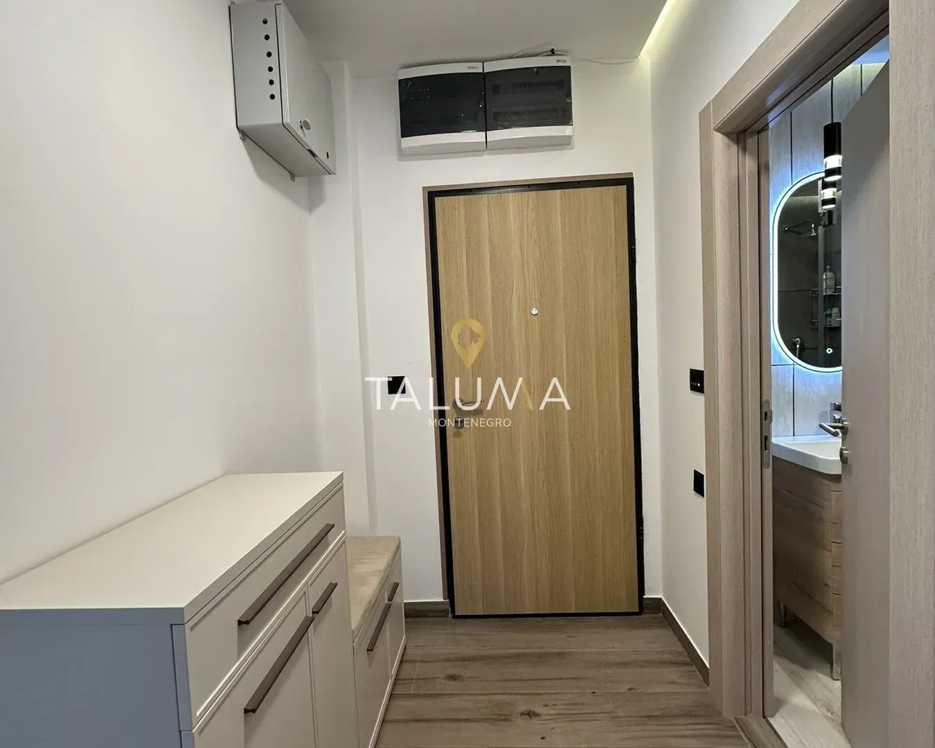 Rent, two bedroom apartment, 68m², Pobrežje, Podgorica