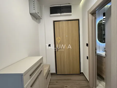 Rent, two bedroom apartment, 68m², Pobrežje, Podgorica - image 13