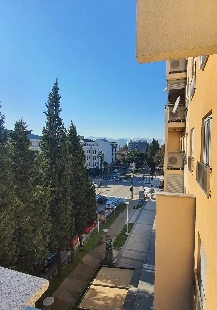 Rent, one bedroom apartment, 55m², Centar, Podgorica