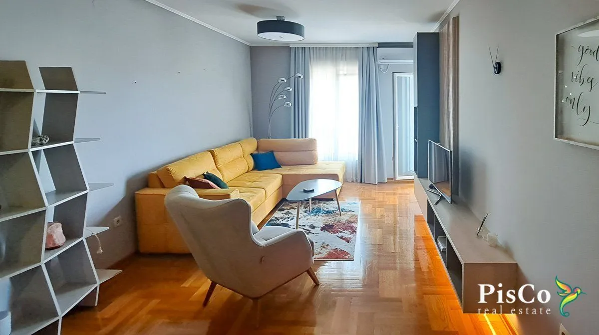 Izdavanje, jednosoban stan, 53m², Pobrežje, Podgorica