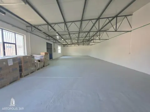 Rent, office space, 250m², Zemun Ugrinovci, Zemun Sve Podlokacije - image 3