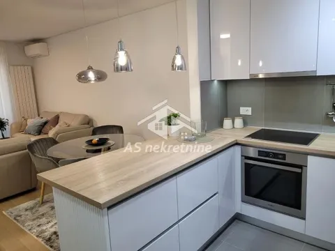 Izdavanje, trosoban stan, 82m², Novi Beograd Sve Podlokacije, Beograd - image 13