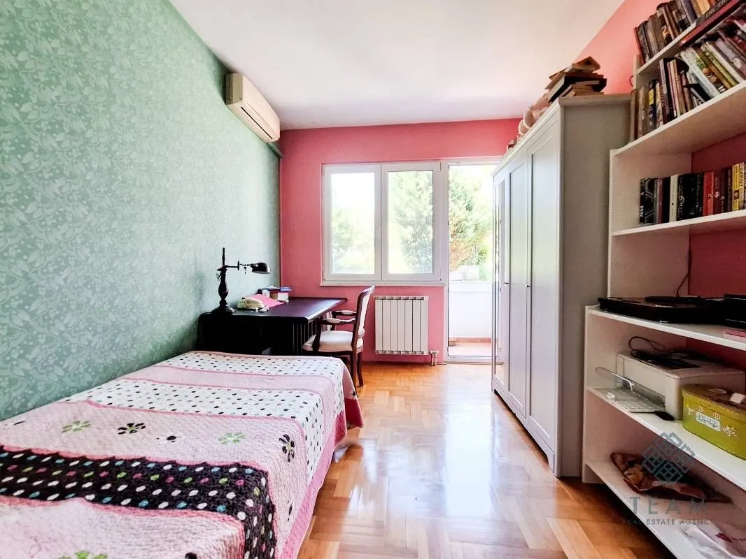 Rent, three bedroom apartment, 115m², Gorica C, Podgorica