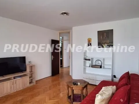 Stan in Palilula Sve Podlokacije