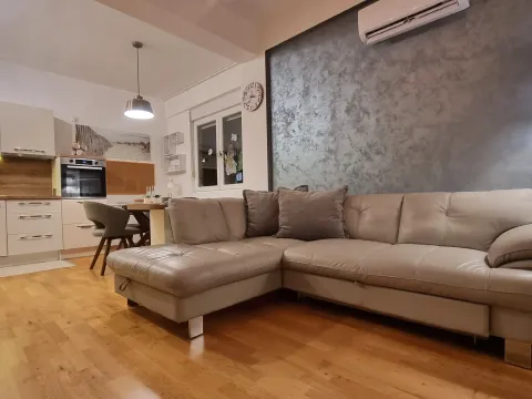 Izdavanje, dvosoban stan, 65m², Rozino, Budva - image 8