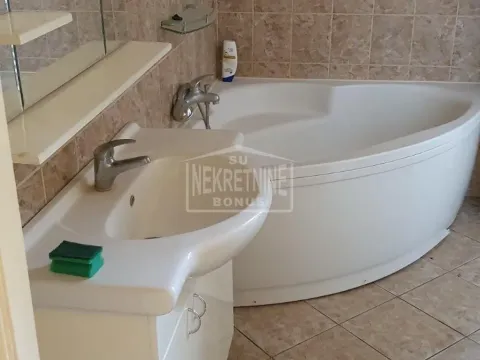 Prodaja, kuća, 436m², Centar, Subotica - image 7