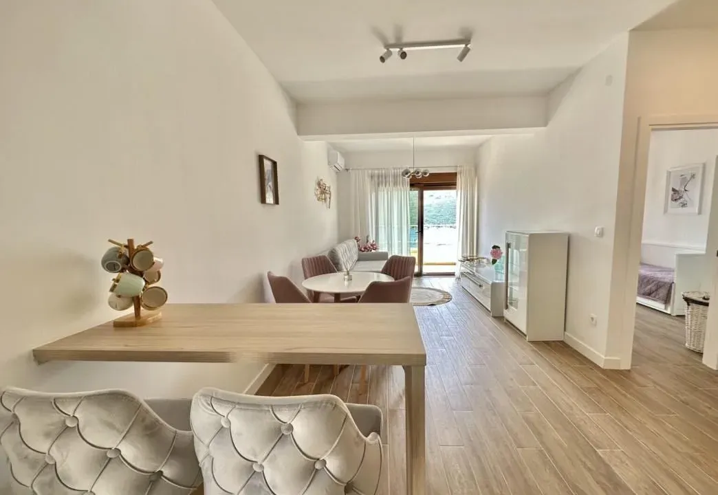 Sale, one bedroom apartment, 50m², Đenovići, Herceg Novi