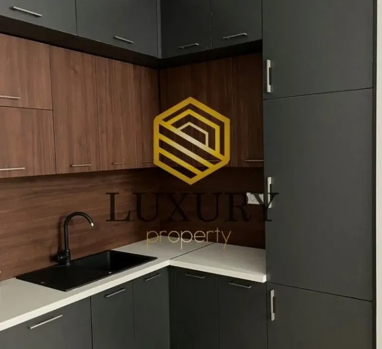 Izdavanje, dvosoban stan, 70m², Master Kvart, Podgorica