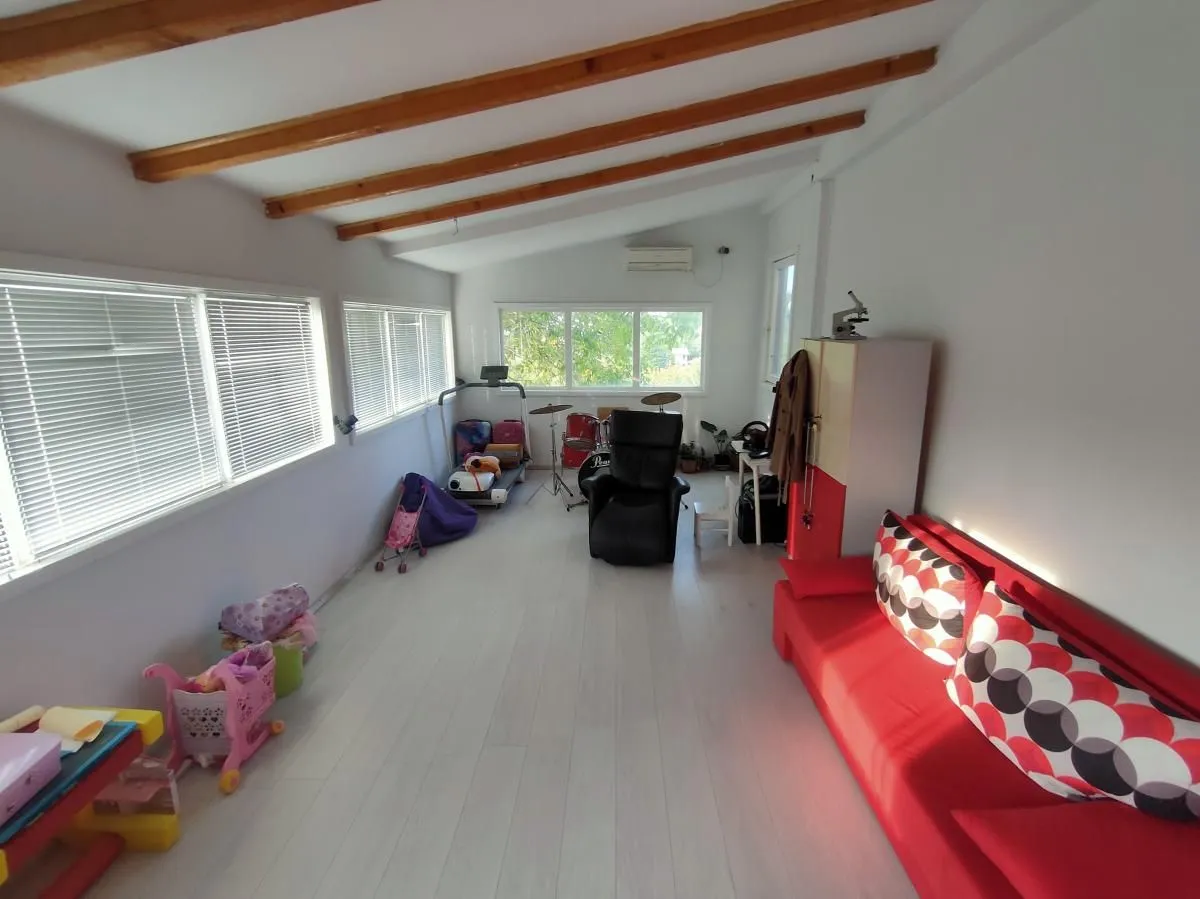 Prodaja, kuća, 180m², Sremska Kamenica, Petrovaradin