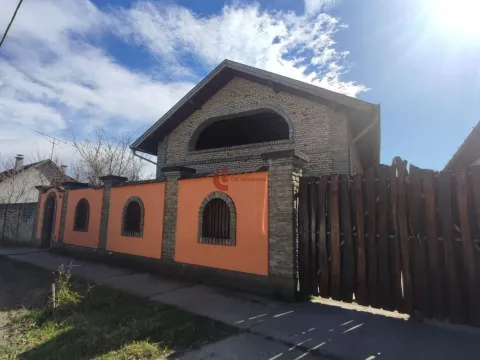 Sale, house, 250m², Novo Selo, Subotica - image 2