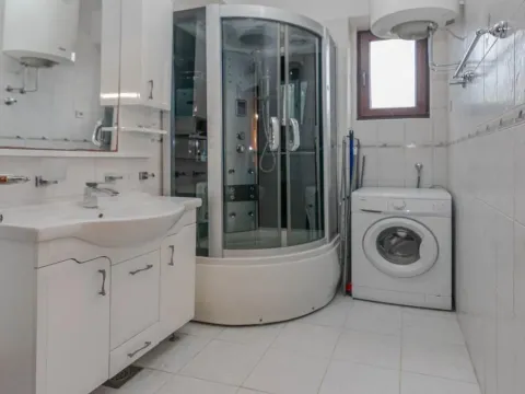 Prodaja, jednosoban stan, 60m², Igalo, Herceg Novi - image 9