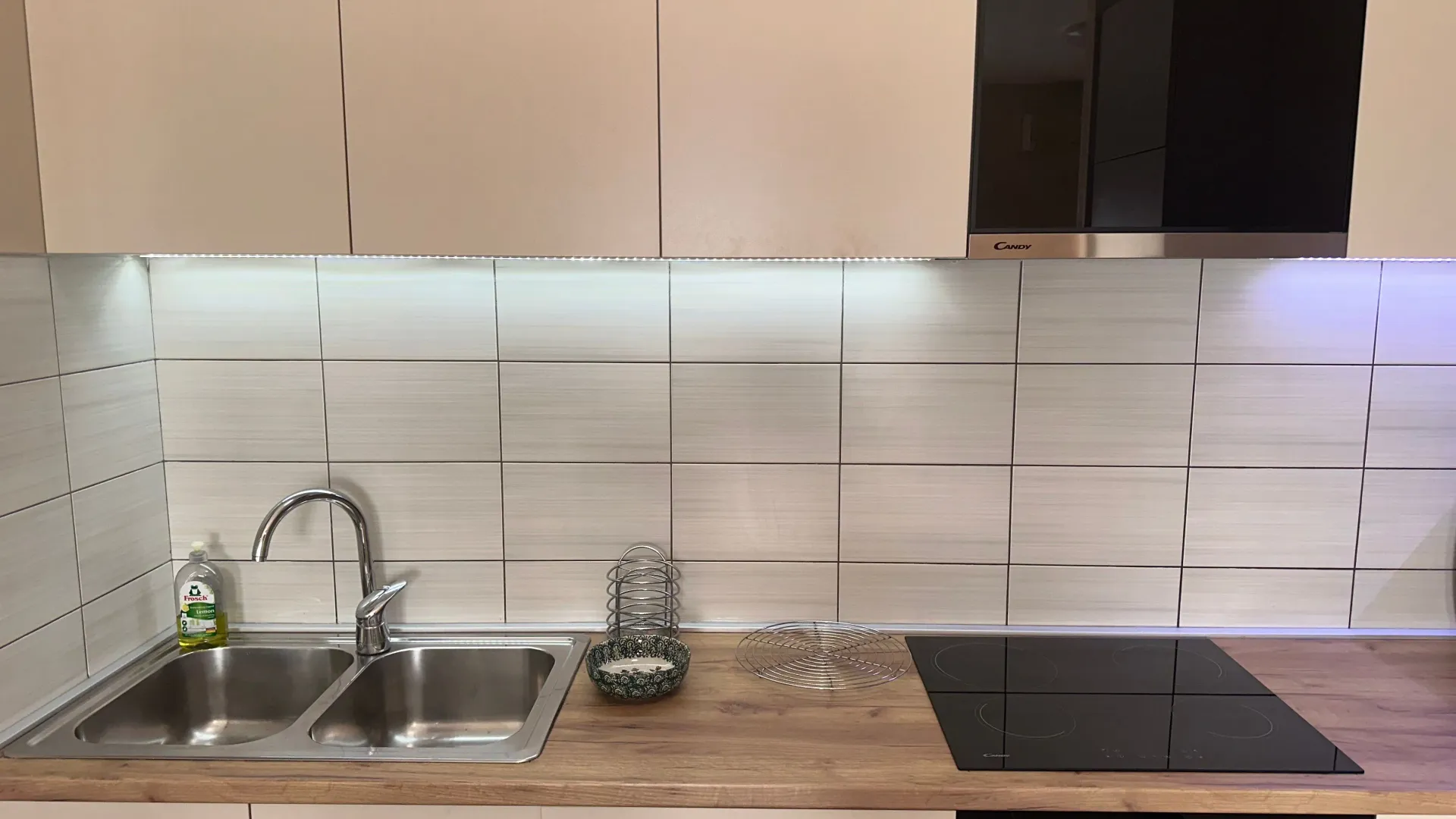 Izdavanje, dvosoban stan, 75m², City Kvart, Podgorica
