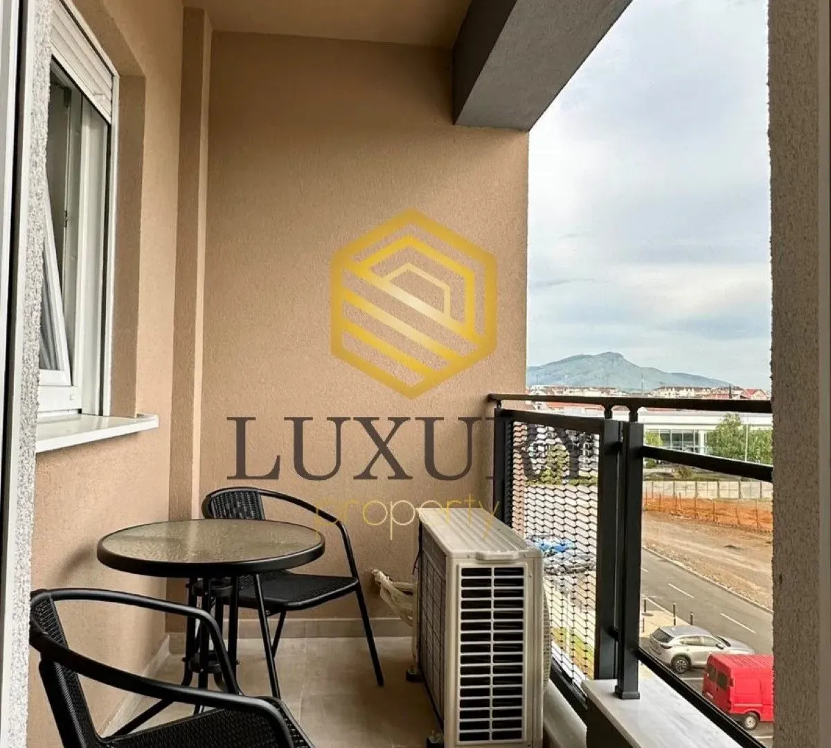 Izdavanje, jednosoban stan, 47m², Stari Aerodrom, Podgorica
