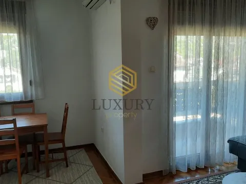 Rent, studio apartment, 28m², Dalmatinska ulica, Podgorica - image 8