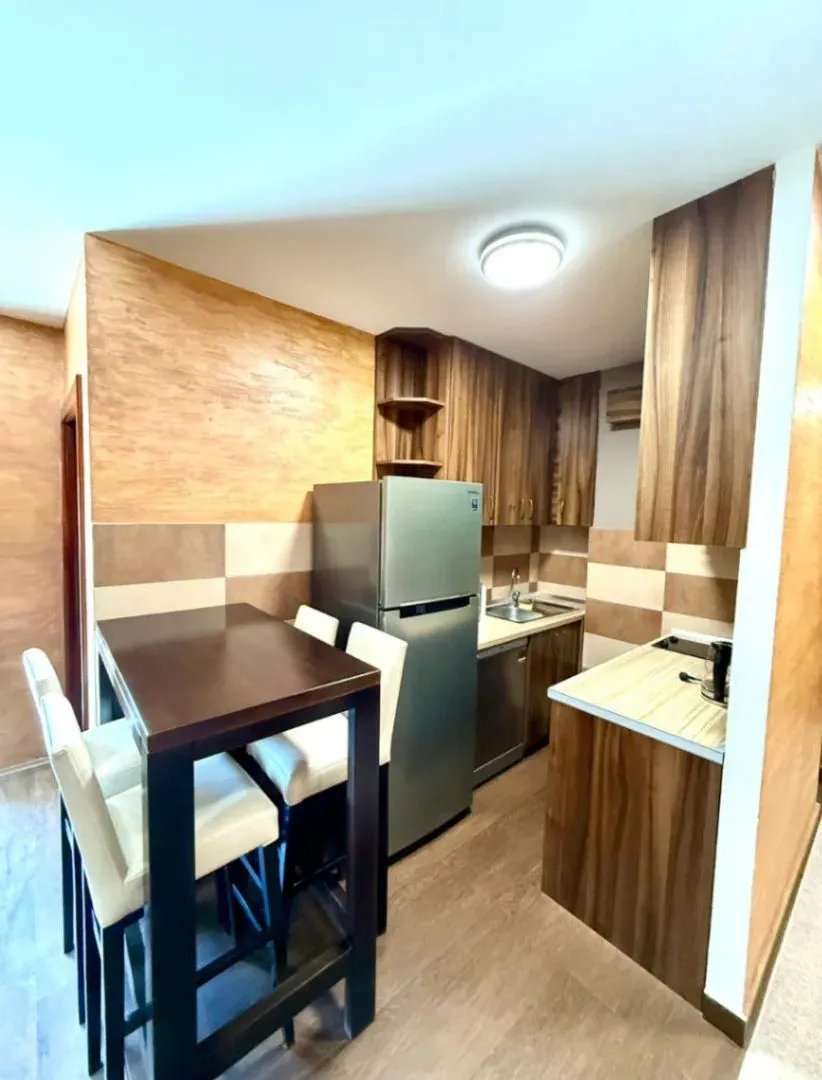 Izdavanje, dvosoban stan, 65m², Centar, Podgorica