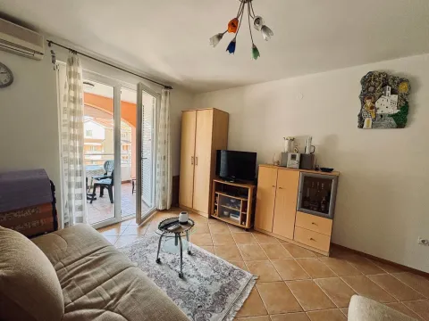 Prodaja, garsonjera, 35m², Petrovac, Budva - image 4