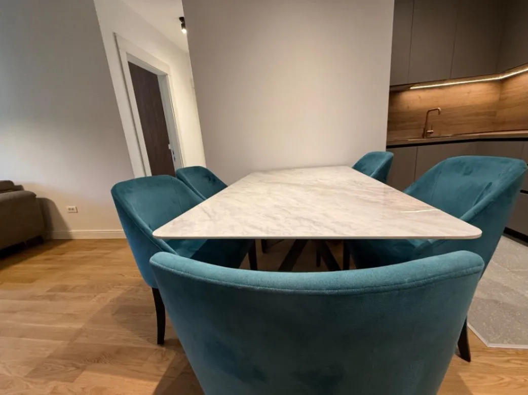 Prodaja, dvosoban stan, 58m², Centar, Kolašin