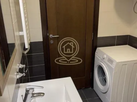 Izdavanje, trosoban stan, 66m², Centar, Novi Sad - image 5