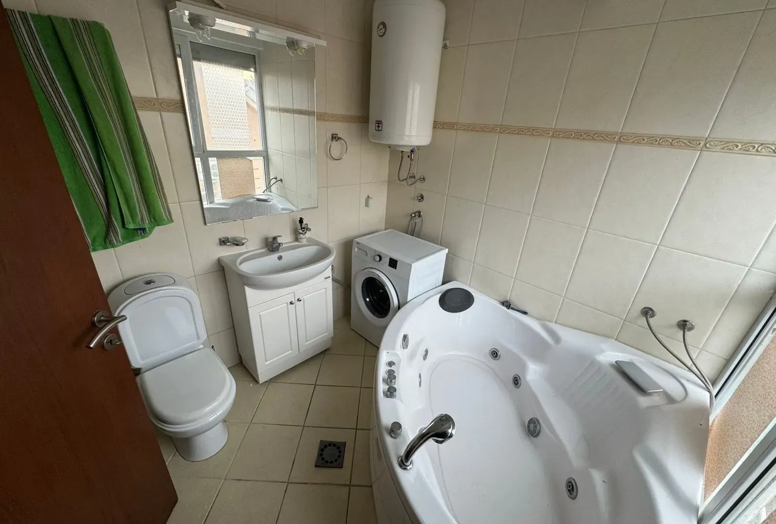 Rent, one bedroom apartment, 40m², Gorica C, Podgorica