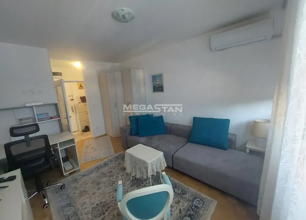 Rent, one bedroom apartment, 35m², Slavujev Venac, Zvezdara Sve Podlokacije